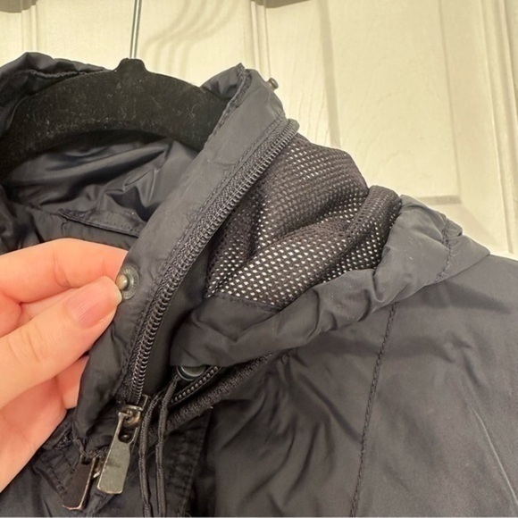 Navy blue women’s short light jacket in size medium - Picture 7 of 16